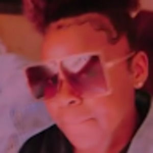 Meet your Posher, Tay with